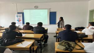 İş Kulübü Eğitimleri Bilişim Teknolojileri MYO İnsansız Hava Aracı Teknolojisi ve Operatörlüğü Programında Gerçekleşti